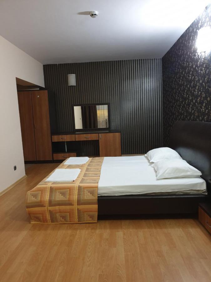 Guest House California Pomorie Esterno foto